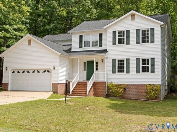 6328 Forest Grove Drive , Fredericksburg, VA 22407