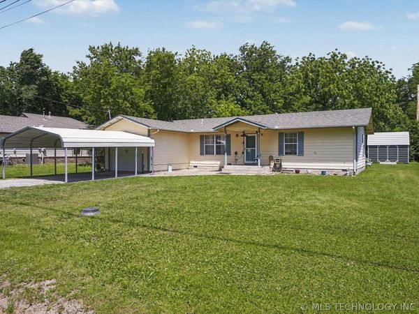 504 W 6th Street, Skiatook, OK 74070