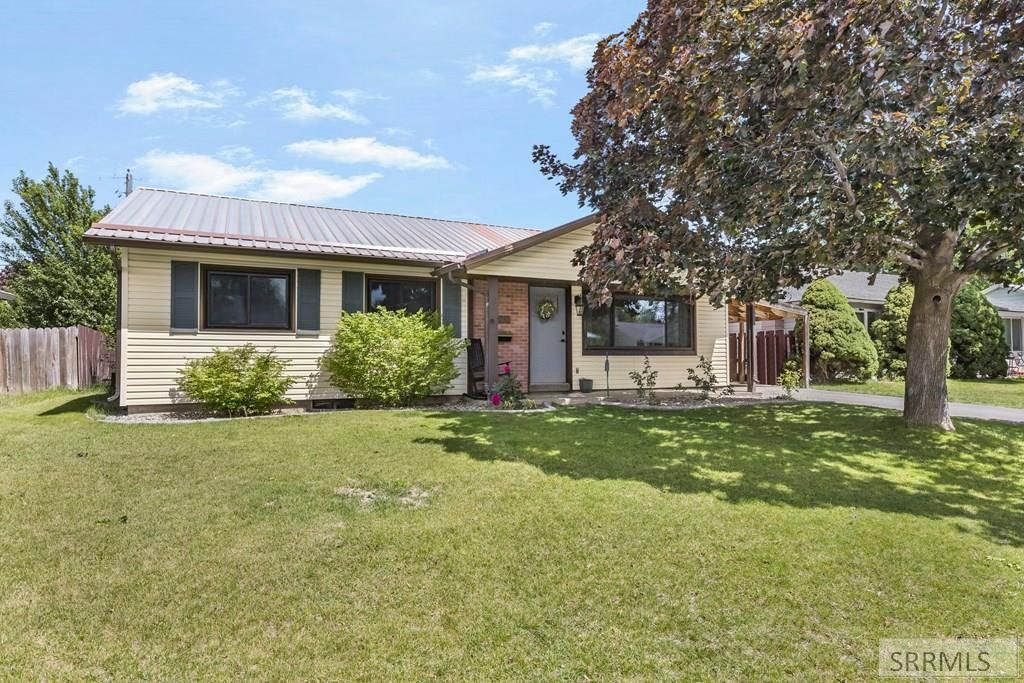 1245 Bower Drive, Idaho Falls, ID 83404 Main Photo