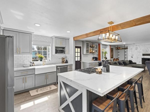 1315 Hillcrest Drive, Alpine, CA 91901