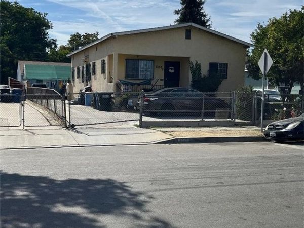 1355 S Downey, Los Angeles, CA 90023