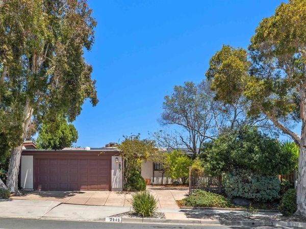 2949 Mobley St., San Diego, CA 92123