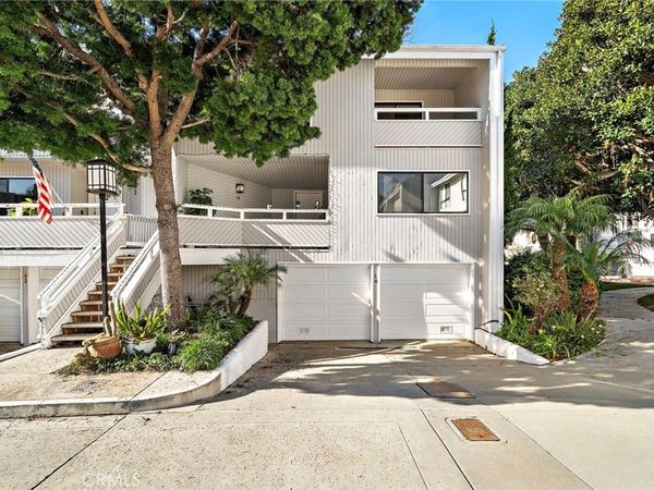 14 Baruna Court , Newport Beach, CA 92663