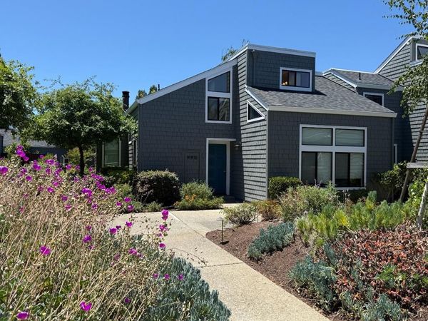 2080 Marich Way, Unit 15, Mountain View, CA 94040