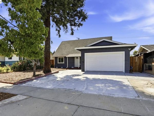 3074 Capewood LN, San Jose, CA 95132