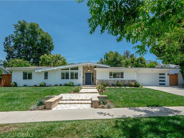4730 Degovia Avenue, Woodland Hills, CA 91364