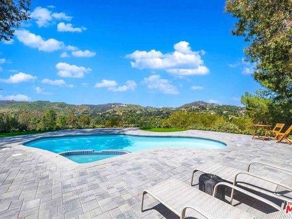 4267 Towhee Drive, Calabasas, CA 91302