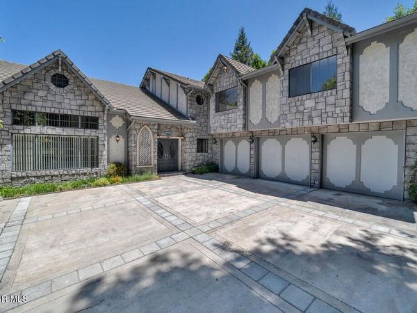 4526 Gloria Avenue, Encino, CA 91436