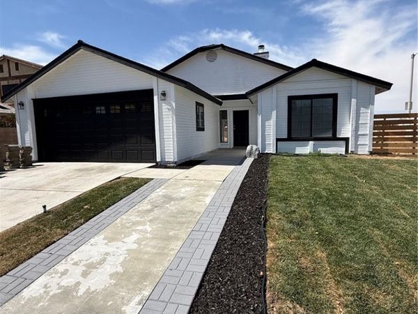 2559 E Avenue J2, Lancaster, CA 93535