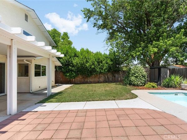 15 La Casa Court, Chico, CA 95926