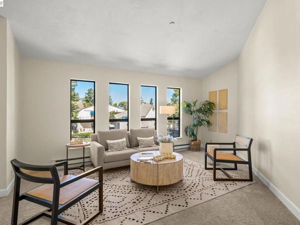 1930 Barrymore Cmn, Unit Z, Fremont, CA 94538