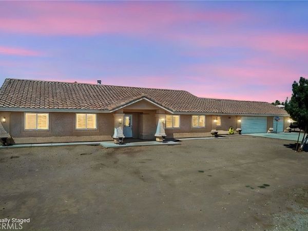 11385 Trinity Road, Oak Hills, CA 92344
