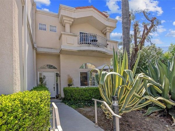 5340 Las Virgenes Road, Unit 4, Calabasas, CA 91302