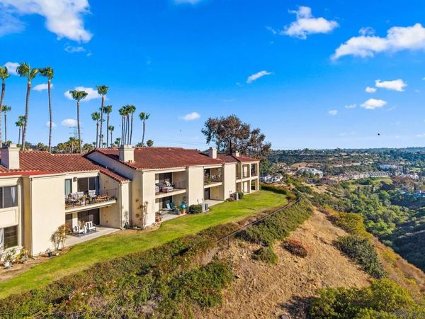 3129 Camino Del Arco, Carlsbad, CA 92009