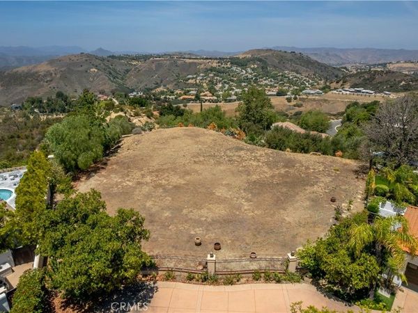 24030 ALDER Place, Calabasas, CA 91302