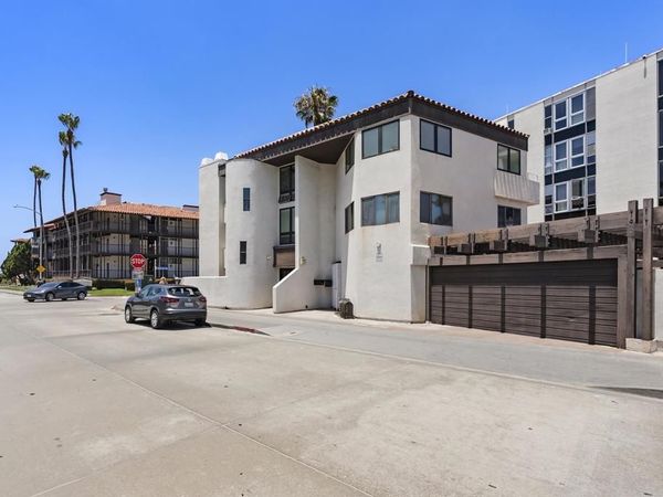 2110 Avenida De La Playa, Unit C, La Jolla, CA 92037
