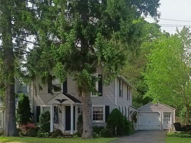 25 S Main Street, Holland, NY 14080