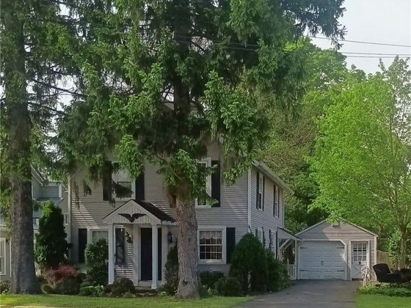 25 S Main Street, Holland, NY 14080