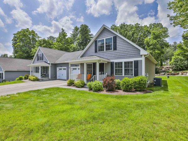 8 Cedar Way, Unit B, Goffstown, NH 03045