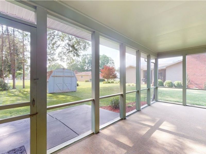 303 Keeler Drive, Marietta, OH 45750 Photo 14