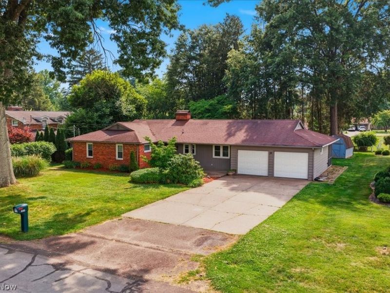 303 Keeler Drive, Marietta, OH 45750 Photo 2