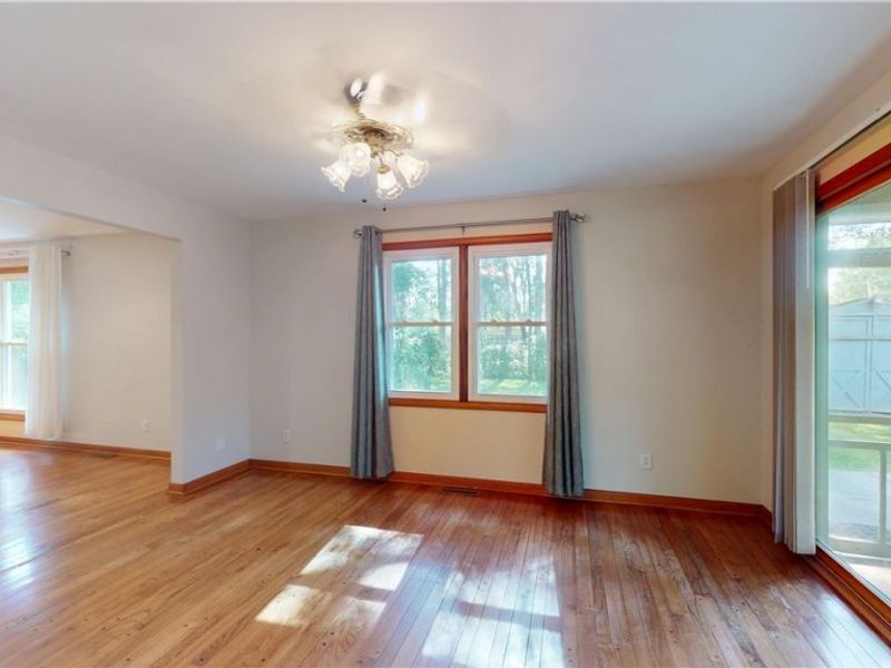 303 Keeler Drive, Marietta, OH 45750 Photo 7