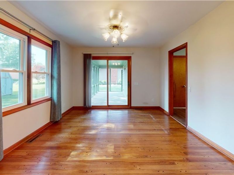 303 Keeler Drive, Marietta, OH 45750 Photo 8