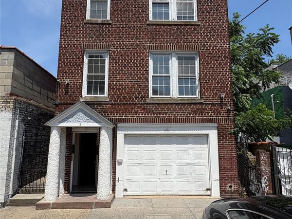 7 E 181st Street , Bronx, NY 10453