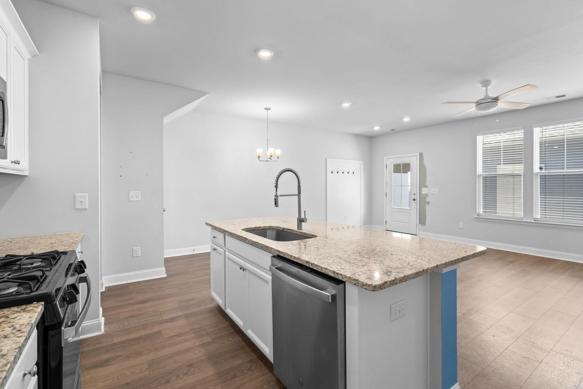 2495 Blue Crane Circle  Photo 14