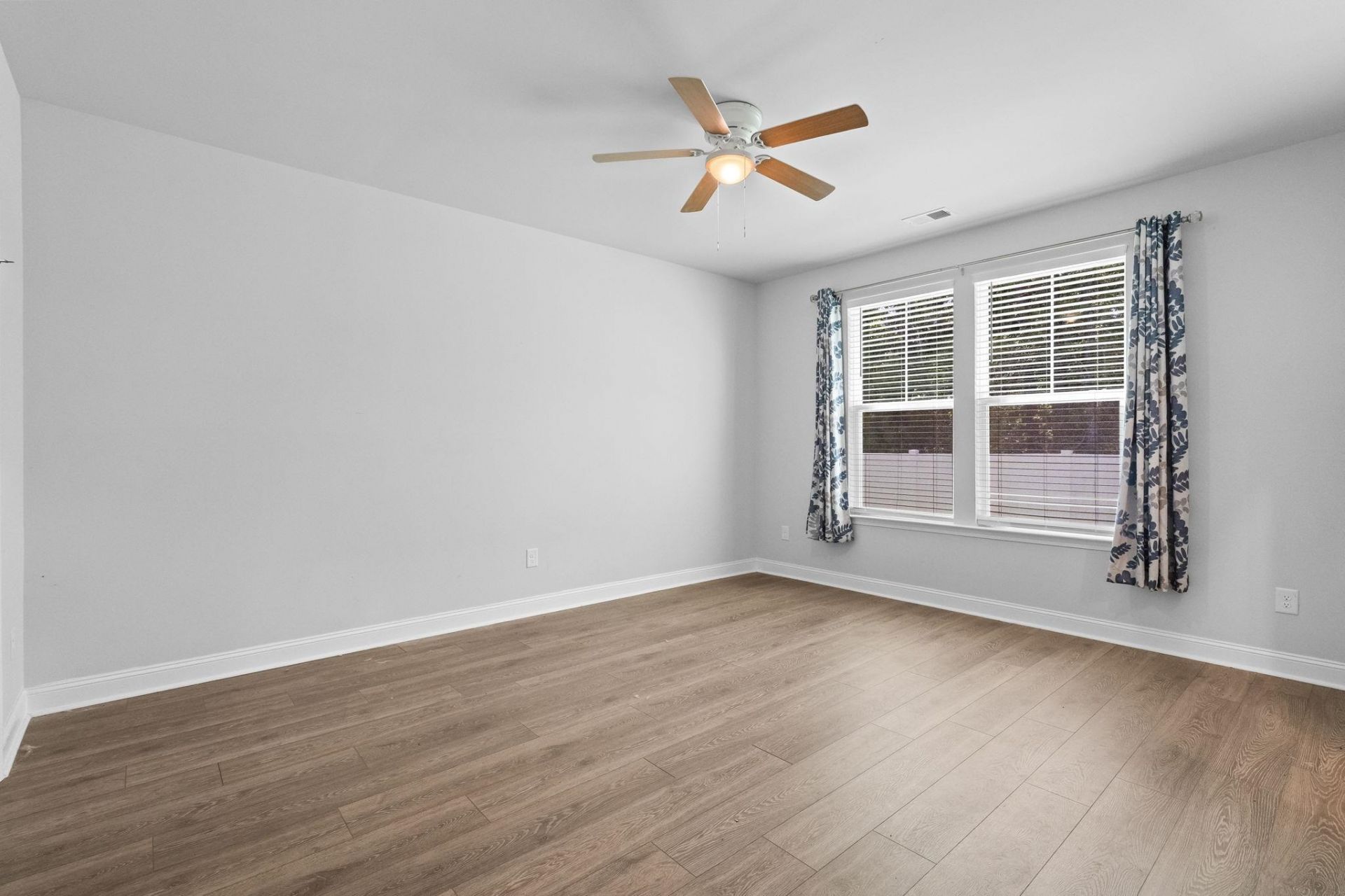 2495 Blue Crane Circle  Photo 15