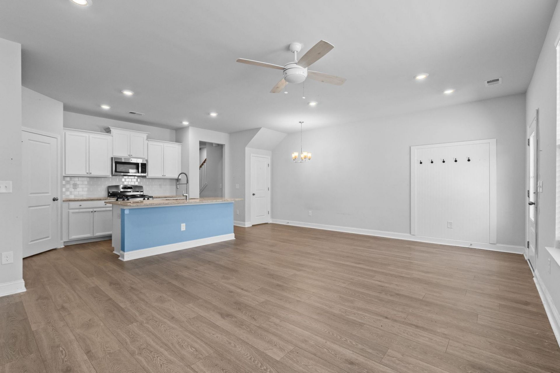 2495 Blue Crane Circle  Photo 6