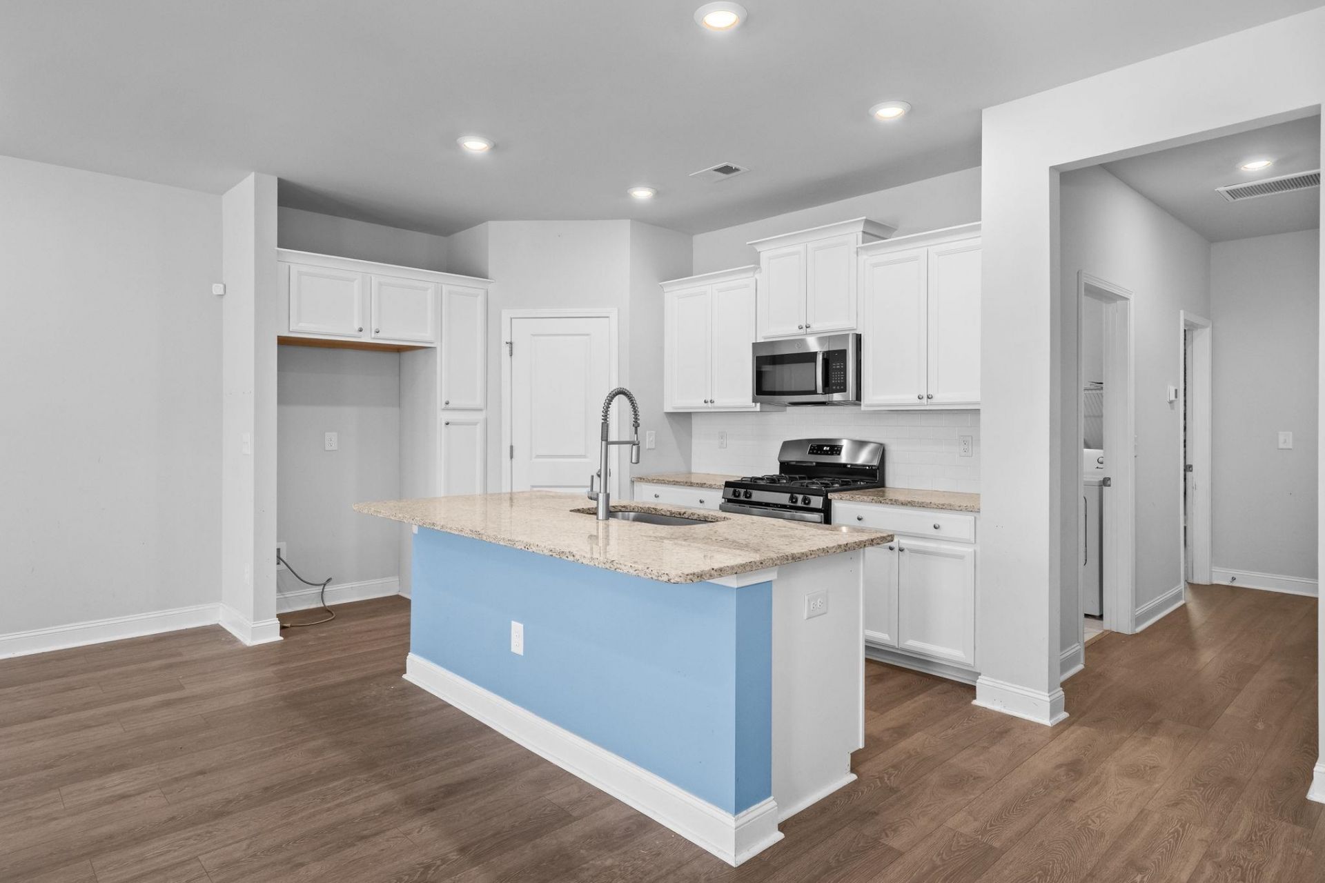 2495 Blue Crane Circle  Photo 9
