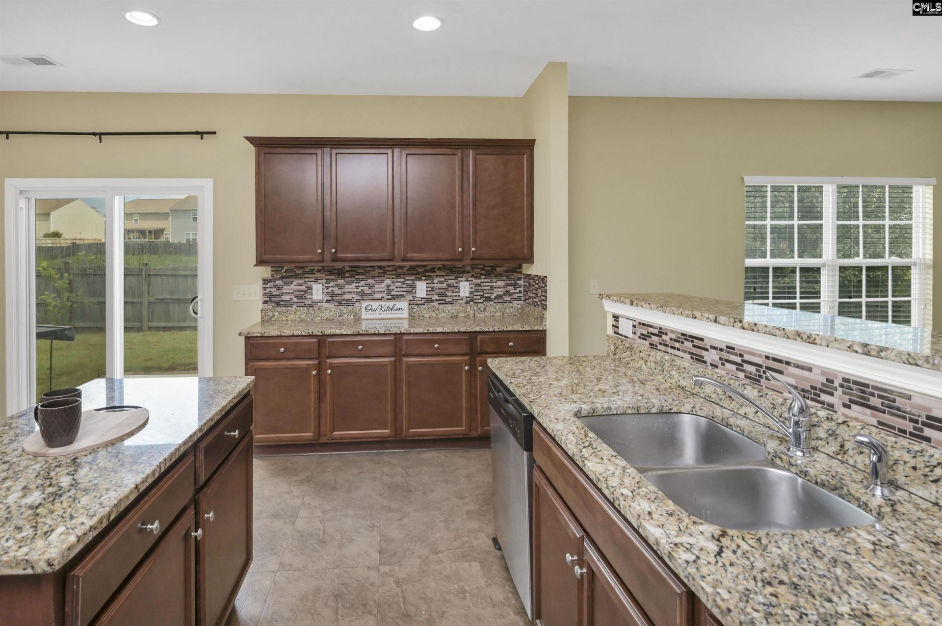 869 Sunseeker Drive  Photo 13