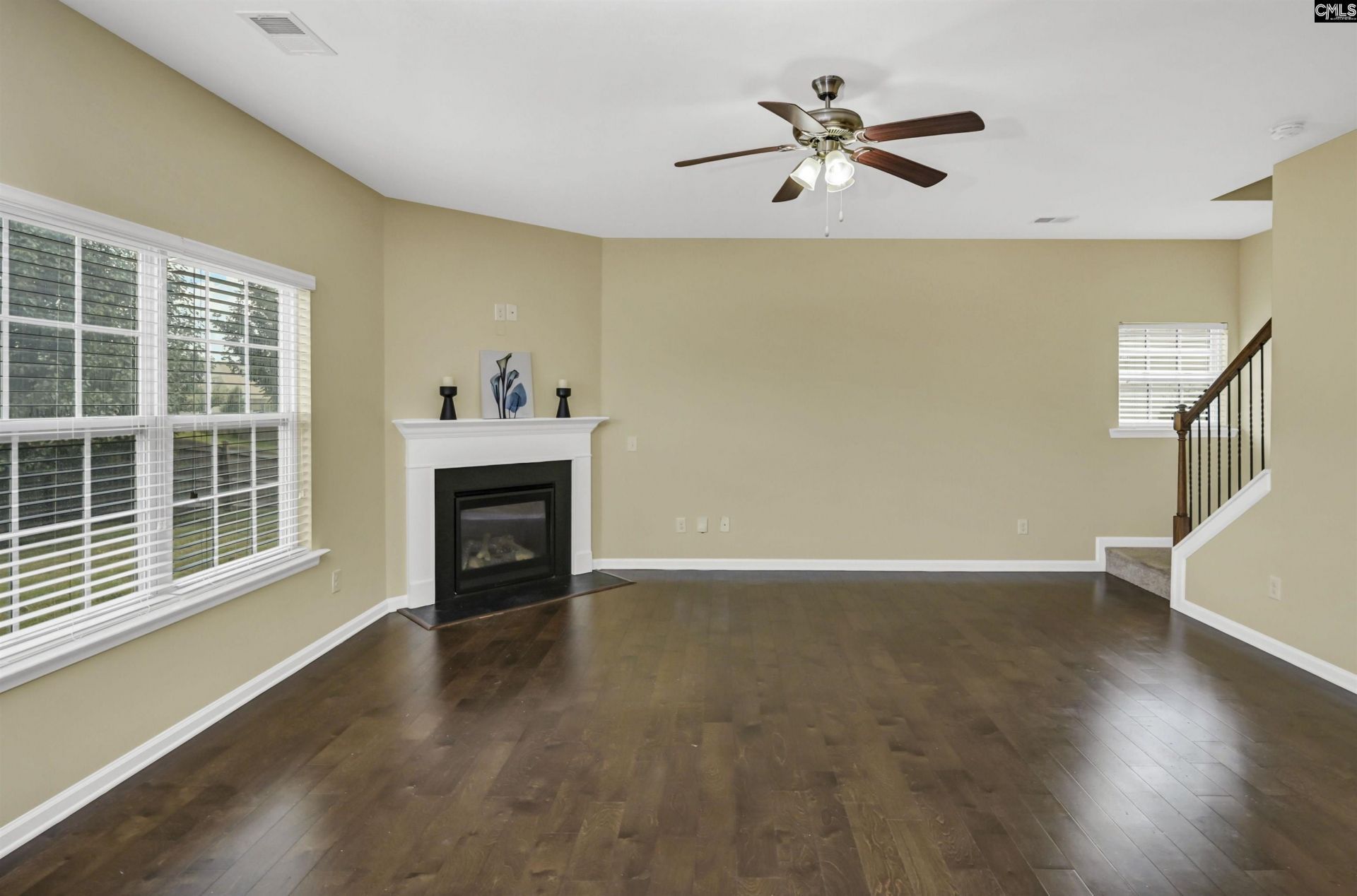 869 Sunseeker Drive  Photo 15