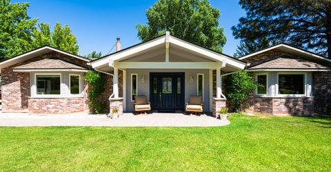 697 Indian Trail Road, Gardnerville, NV 89460 Photo