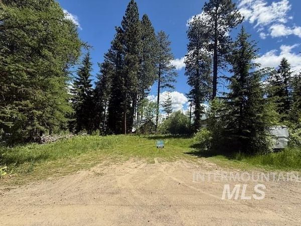 670 Joes Road, Cascade, ID 83611