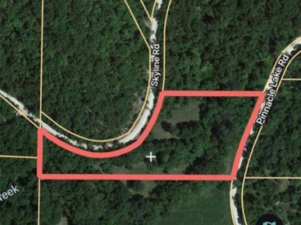 40 Foxhill Drive , New Florence, MO 63363