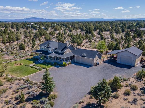 60900 Jennings Road, Bend, OR 97702