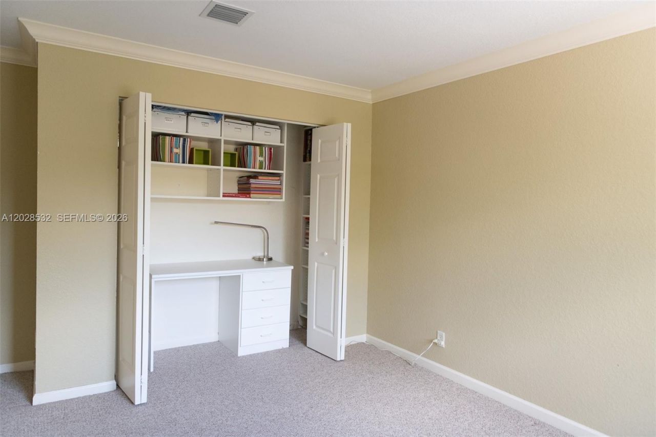 864 Vanda Ter, Weston, FL 33327 Photo