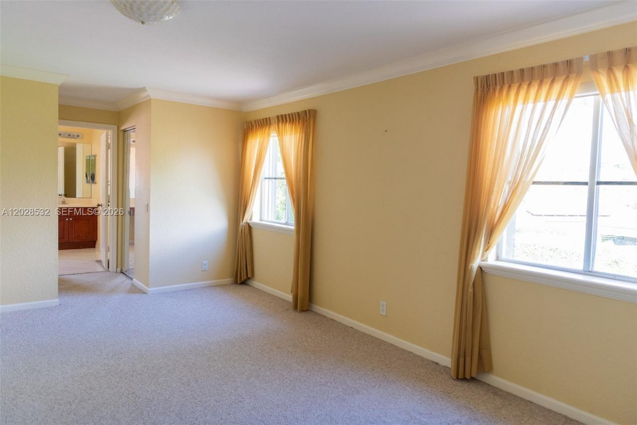 864 Vanda Ter, Weston, FL 33327 Photo