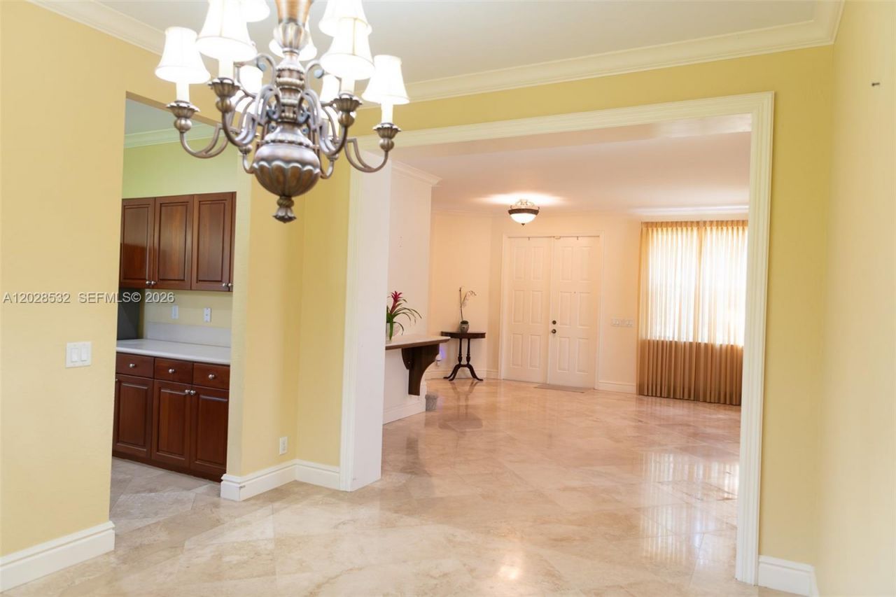 864 Vanda Ter, Weston, FL 33327 Photo