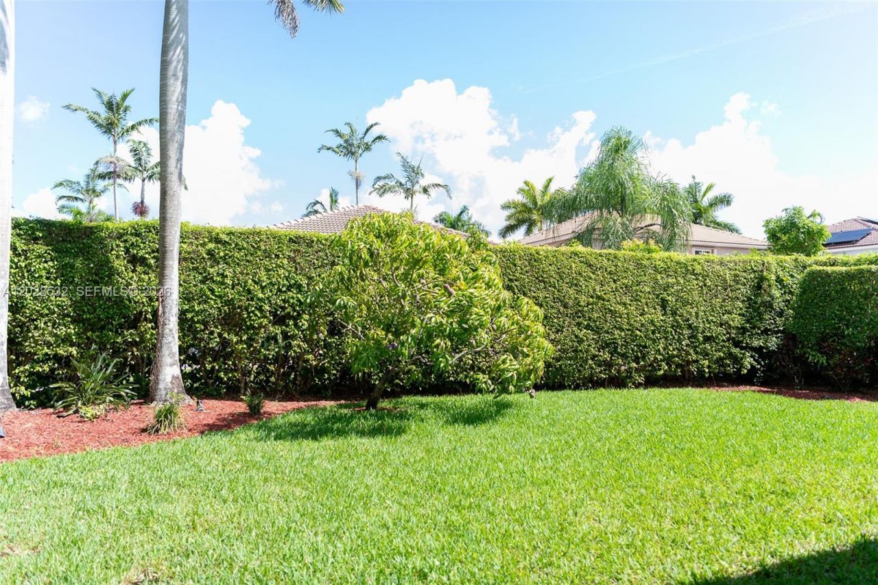 864 Vanda Ter, Weston, FL 33327 Photo