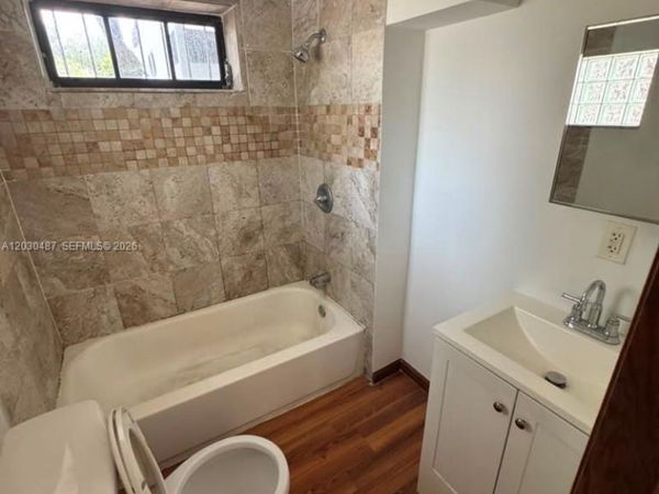2107 Secoffee St , Unit 3, Miami, FL 33133
