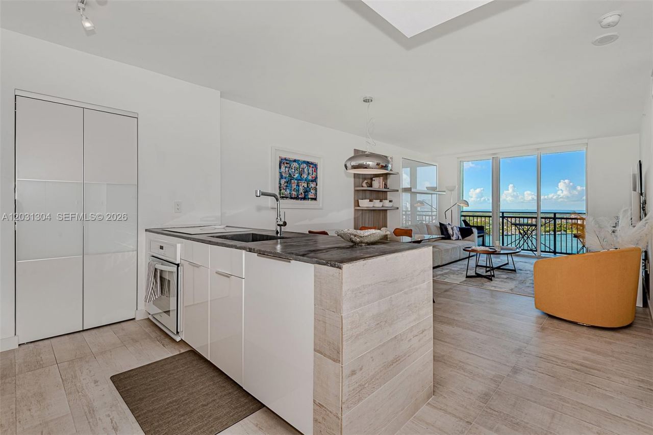 90 Alton Rd , Unit 2506, Miami Beach, FL 33139 Photo