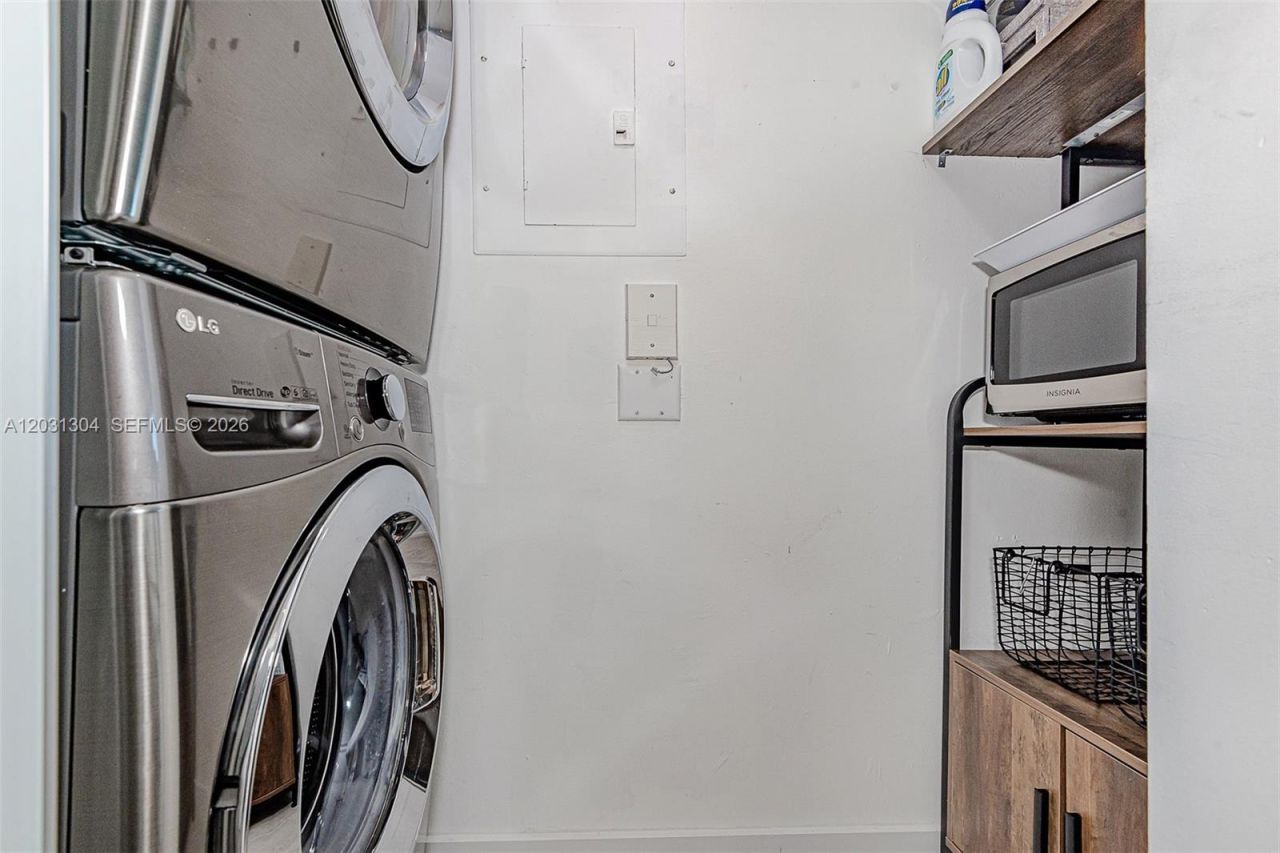 90 Alton Rd , Unit 2506, Miami Beach, FL 33139 Photo