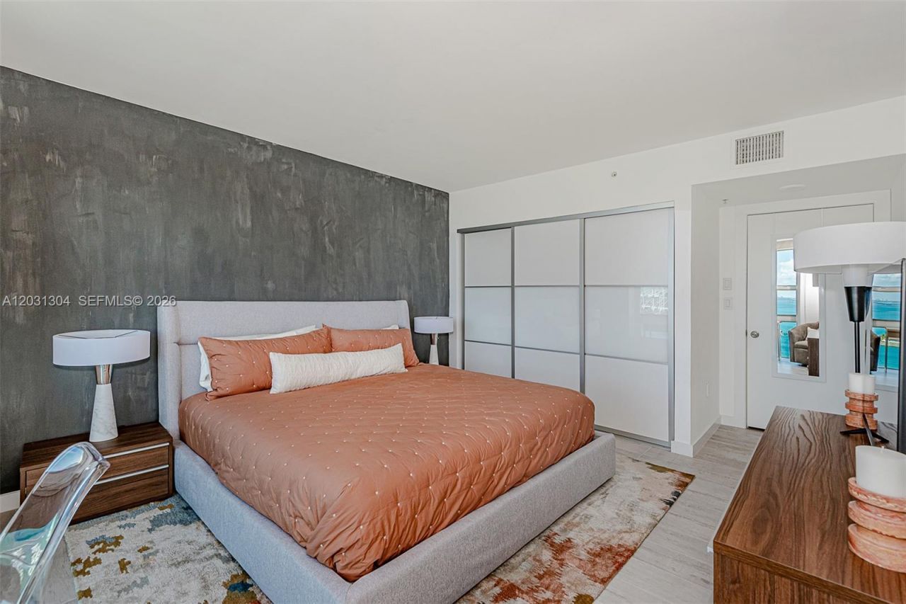 90 Alton Rd , Unit 2506, Miami Beach, FL 33139 Photo