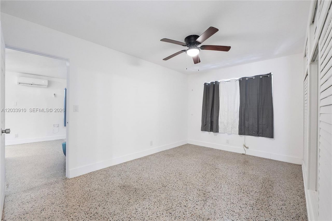 1821 SW 11th Ct , Unit Rear, Fort Lauderdale, FL 33312 Photo