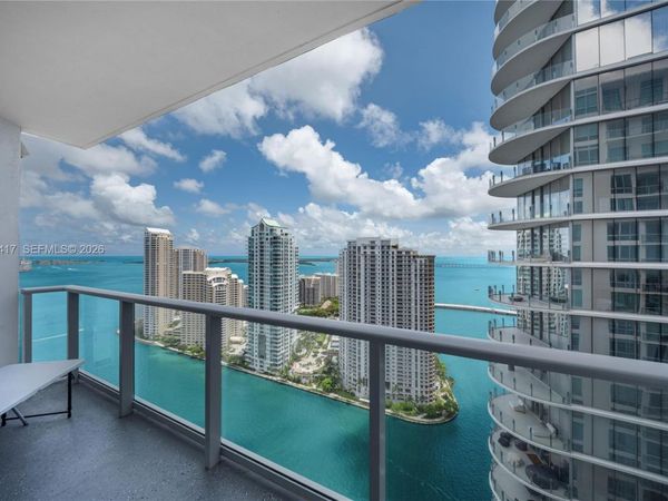 300 S Biscayne Blvd , Unit T-3406, Miami, FL 33131