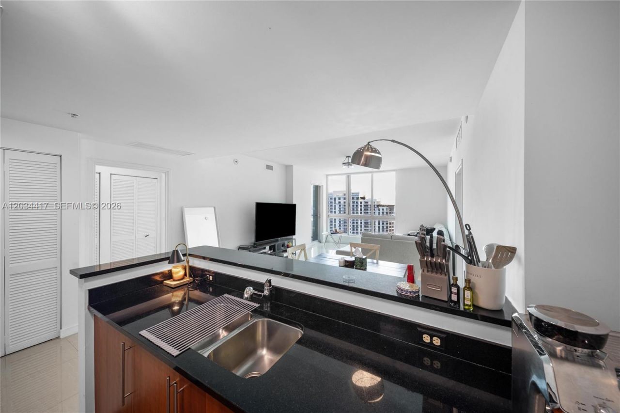 300 S Biscayne Blvd , Unit T-3406, Miami, FL 33131 Photo