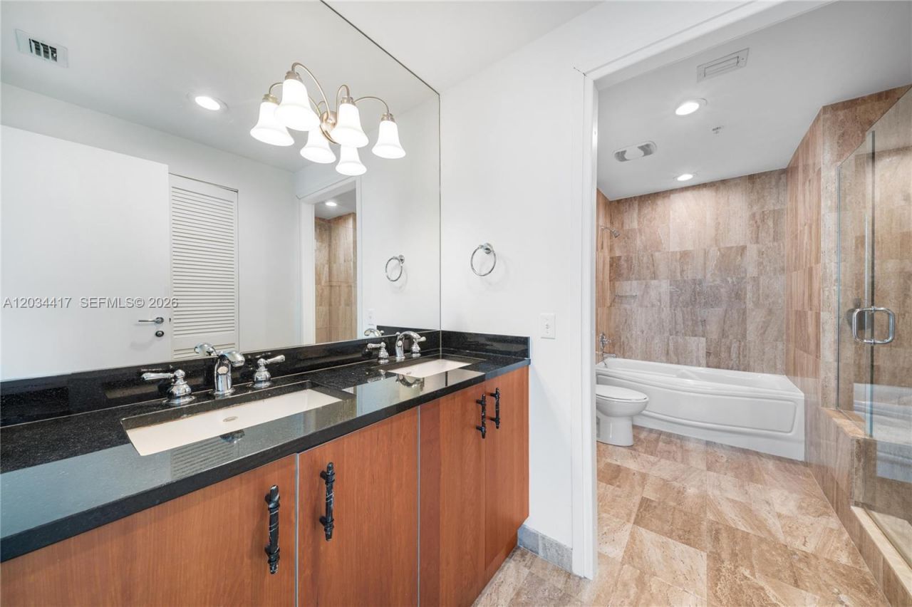 300 S Biscayne Blvd , Unit T-3406, Miami, FL 33131 Photo
